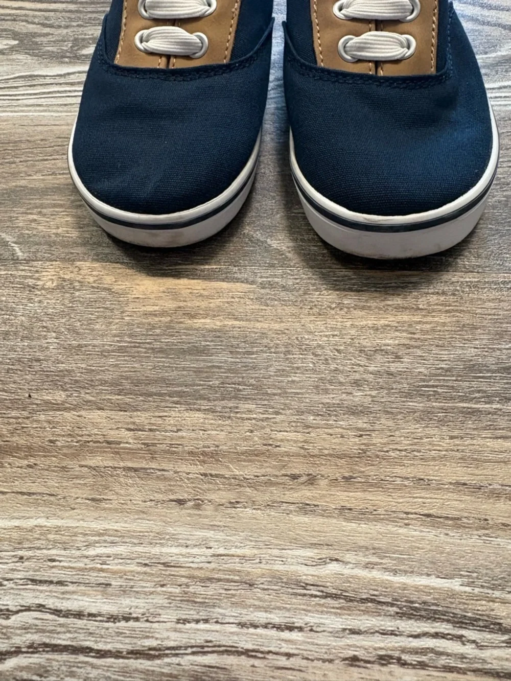 Old Navy Blue and Tan Slip On Tan Sneakers 9
